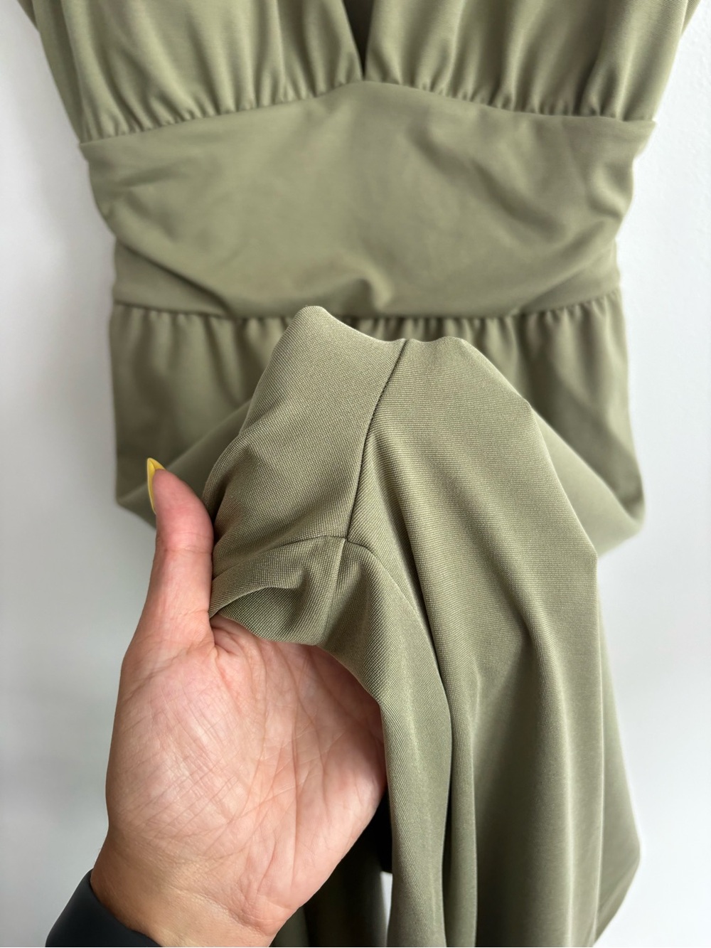 Halara VNeck Wide Leg Green Jumpsuit Sz Large - Picture 9 of 13
